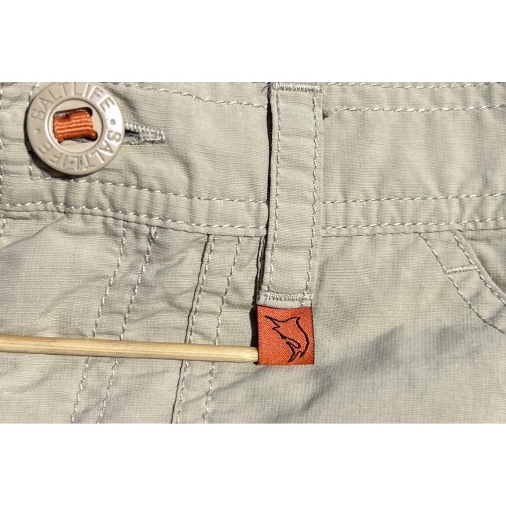 Salt Life Live Salty Fishing Camping Outdoor Shorts Men's Medium Beige - Picture 11 of 11